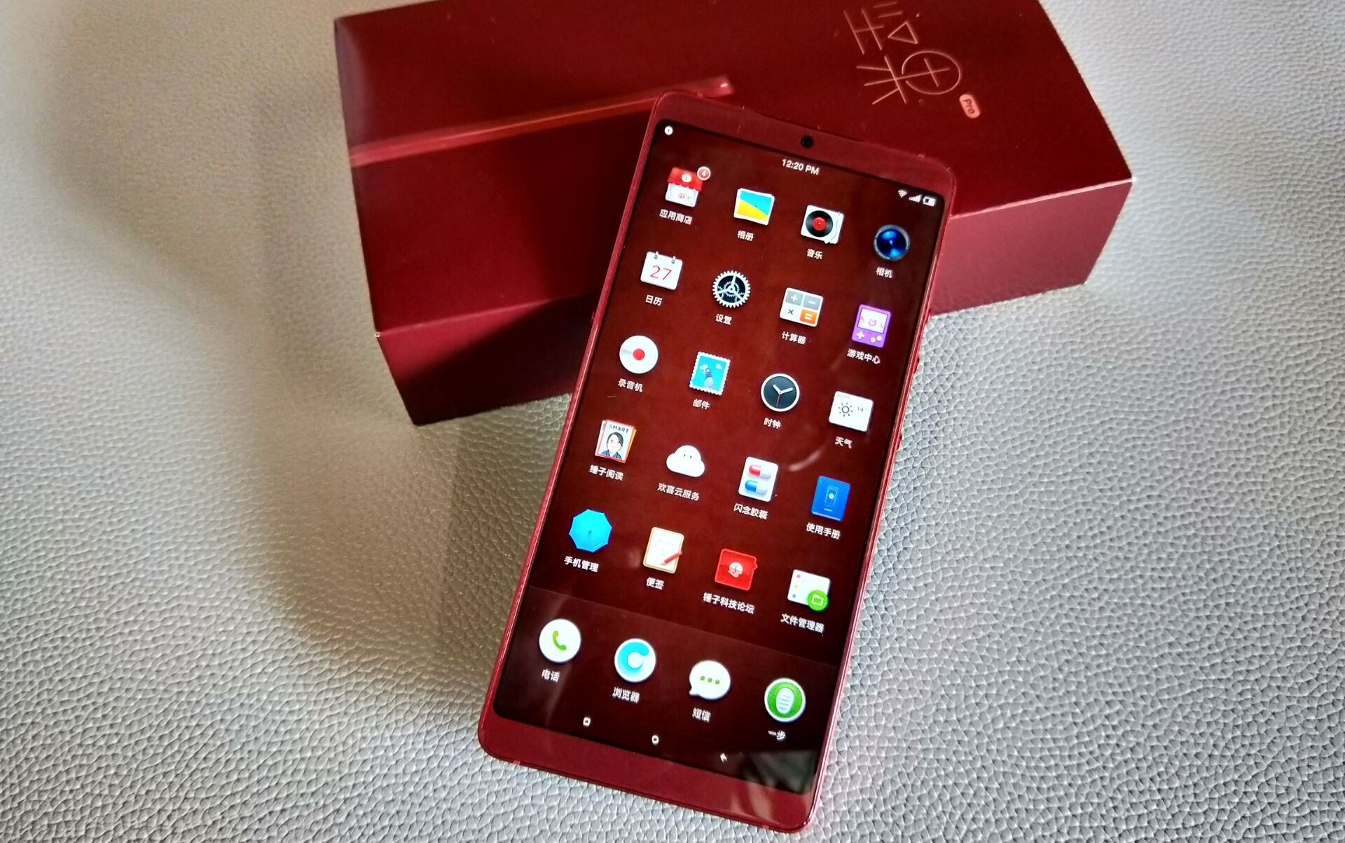 坚果pro2究竟是否值得入手开箱加上手体验评测