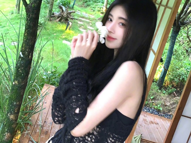 鞠婧祎丨打卡709990#鞠婧祎小助理号更新库存图片 #livephoto