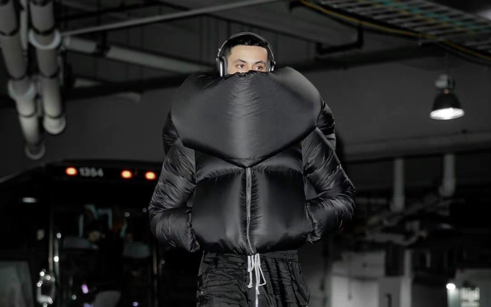 库兹马的这身穿搭给几分?