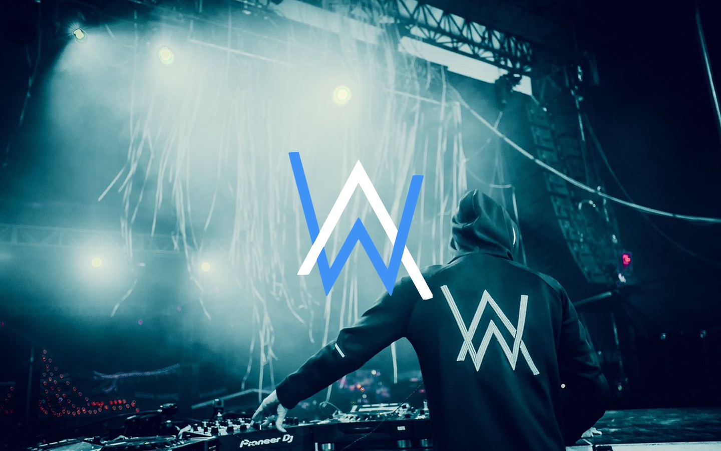 alan walker @ neversea music festival 2018