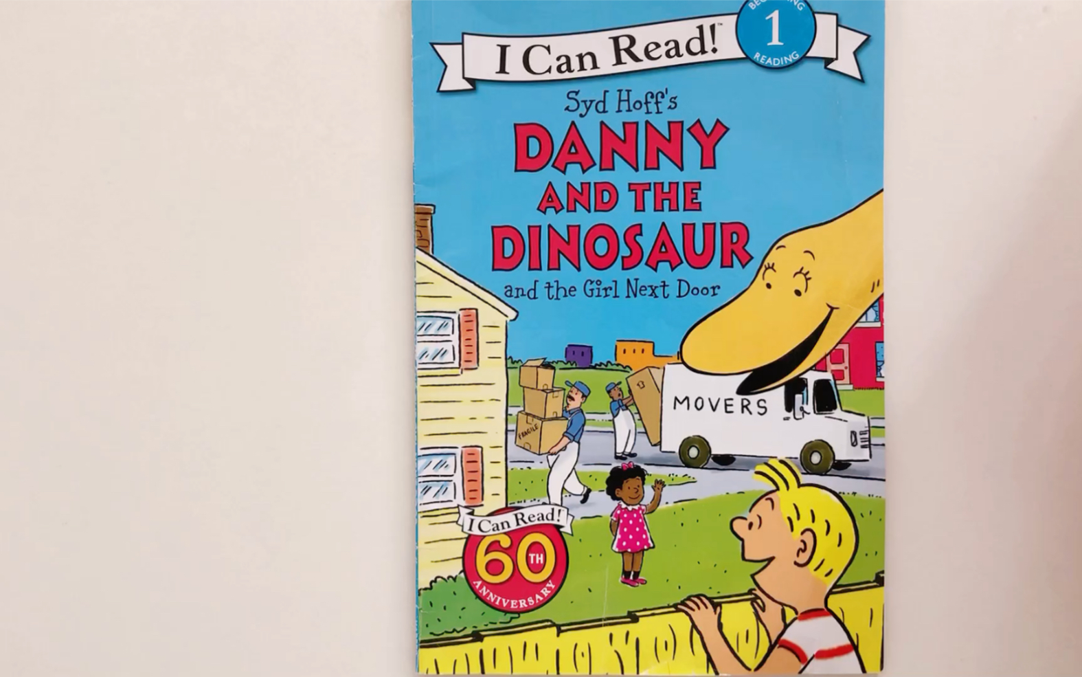 [图][英文绘本阅读] Danny and the Dinosaur and the Girl Next Door