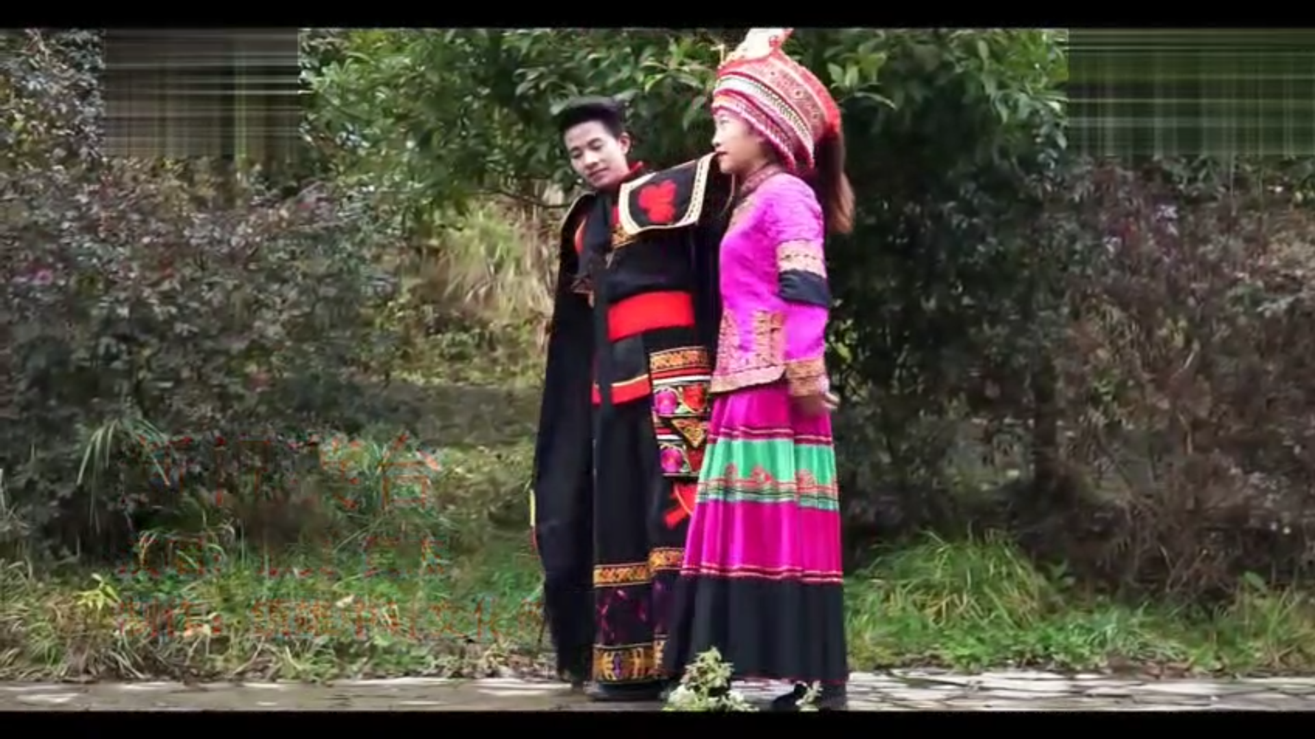 com  1分钟云南山歌迪斯科《人人喝酒不喝尿》李林峰 马丽波www.