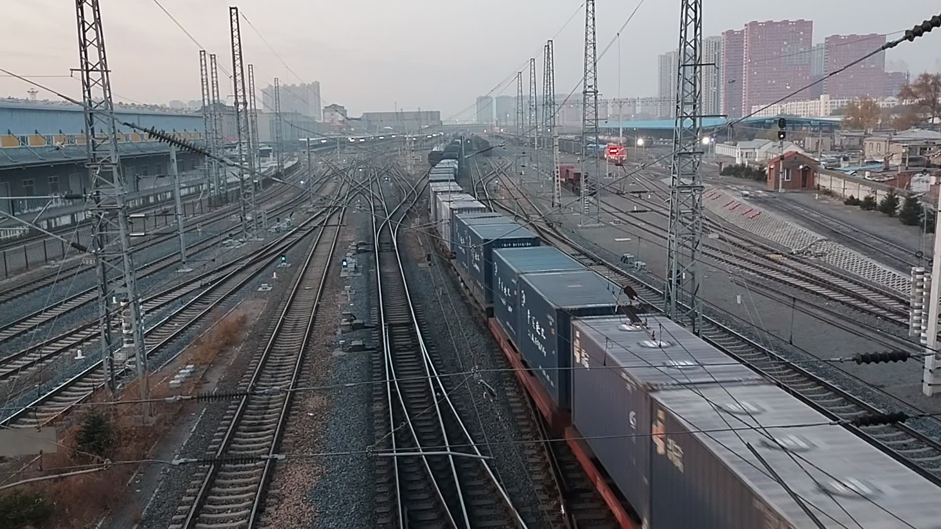 拉滨铁路&滨北铁路-十月末哈尔滨北观内燃货列通南北13