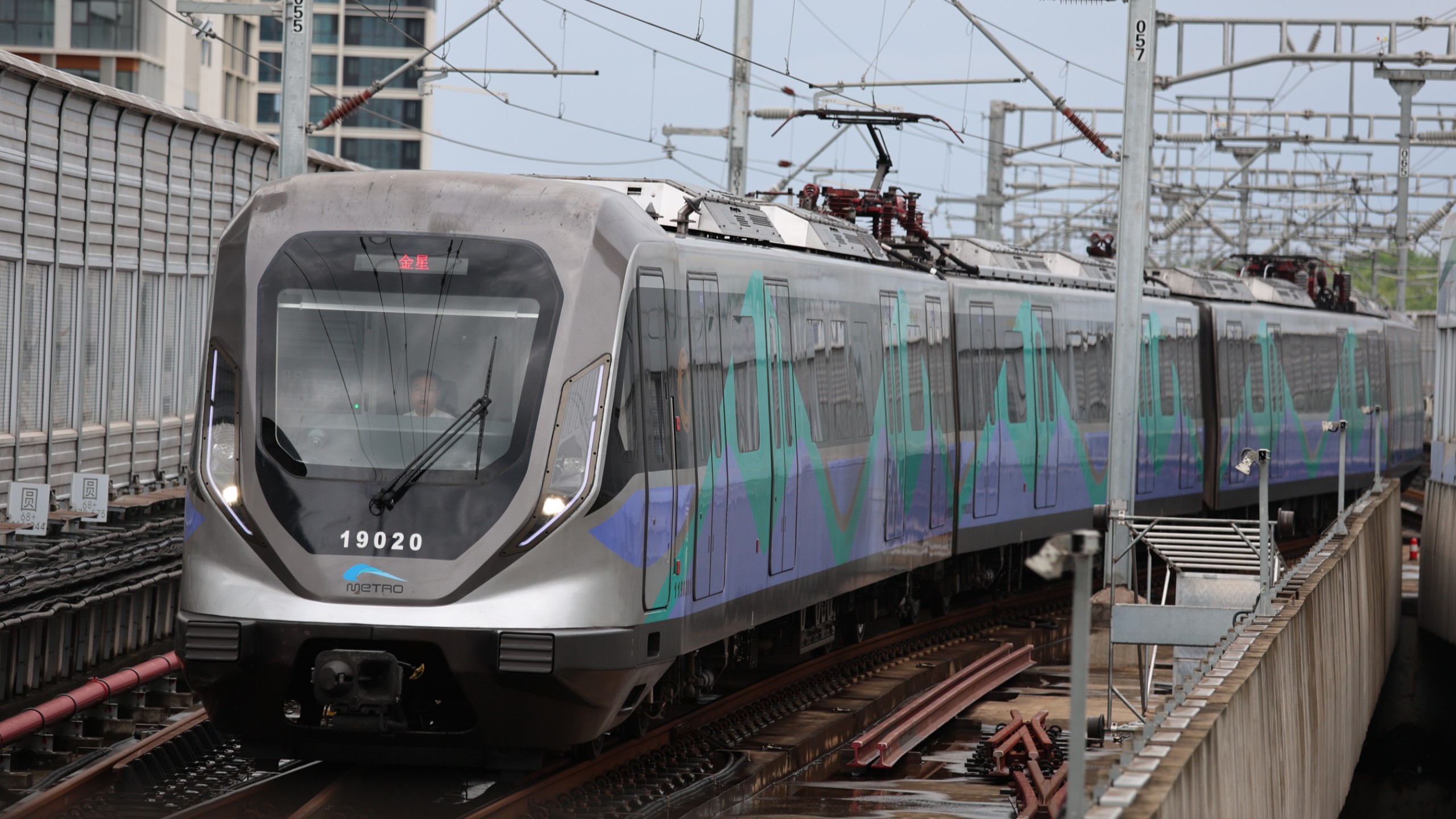 成都地铁19号线 双流机场2航站楼→龙港 云乘车