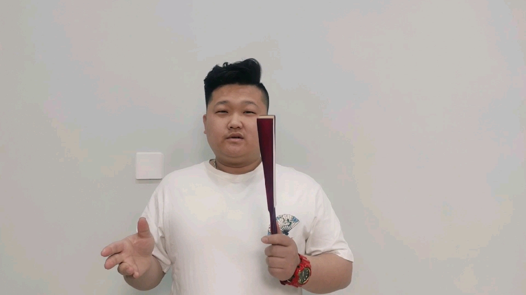 今天给大家带来郭德纲老师的挡谅!一名学习者,轻点喷!