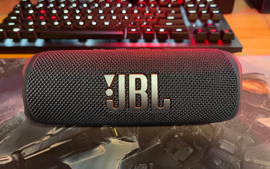 【影音】用刚买的jbl万花筒6播放坤坤的歌是什么体验?