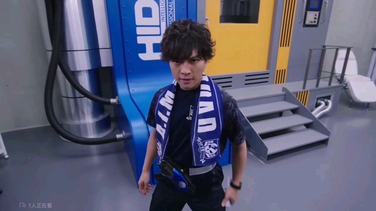 假面骑士01不破谏用腹肌崩坏太郎密钥变身