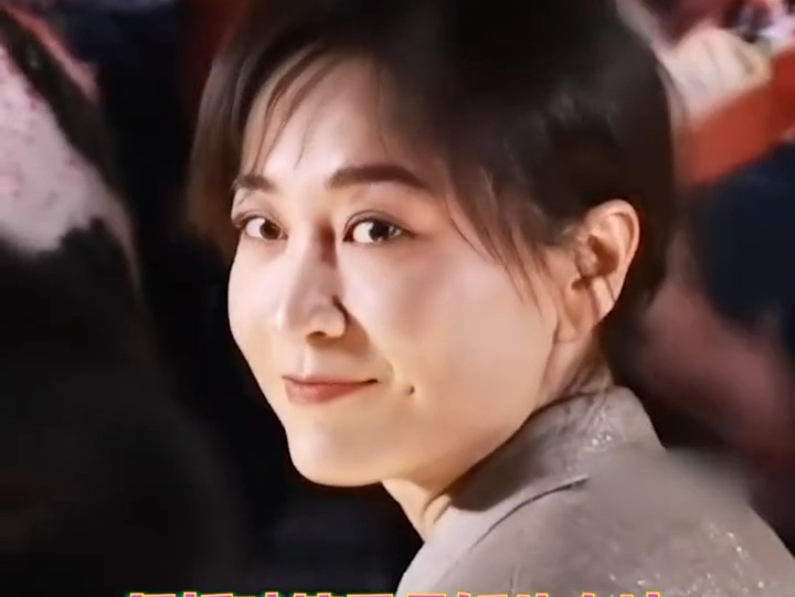 贾玲 好有力量的一张图