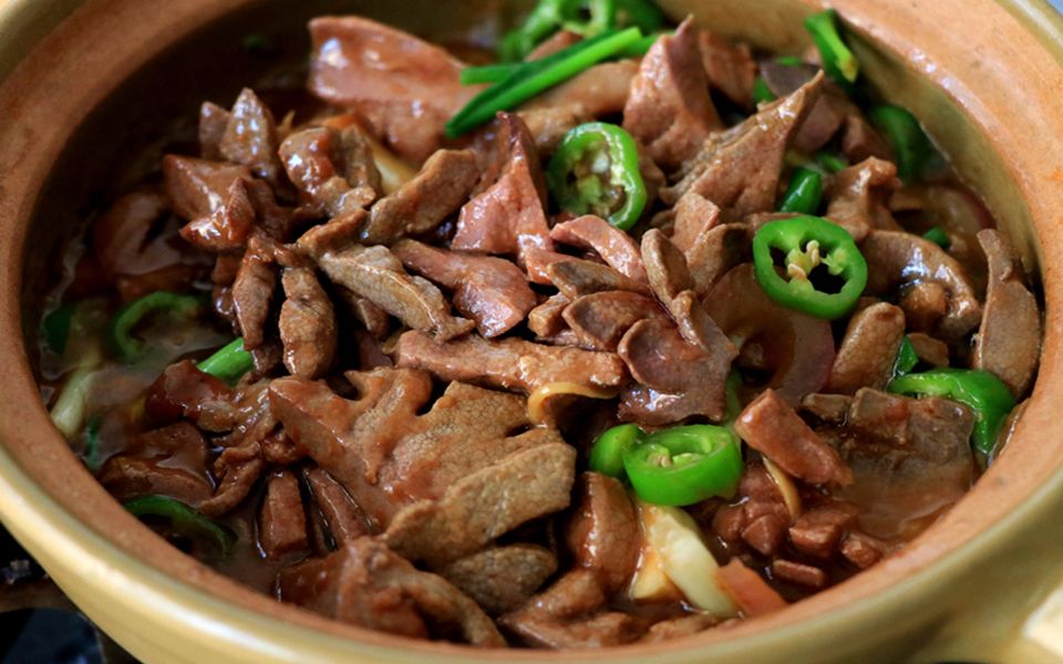 砂锅焖猪肝最爱这种懒人做法出锅鲜嫩好吃