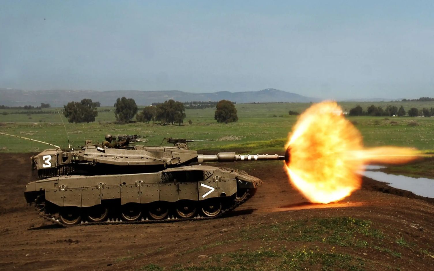 坦克世界 红警命令与征服模式搞起多管火箭喷火狂魔实战分析