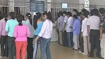 拍摄于2003年校园，那一年你多大？