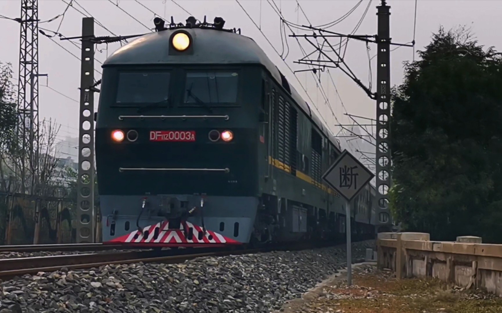 【中国铁路】镜头记录下2020年津山铁路的精彩瞬间,df11z0003牵引t58