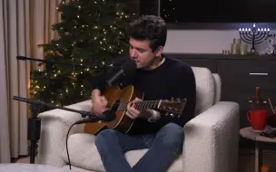 Download Video: John Mayer Playing Slow Dancing in a Burning Room 12-21-22