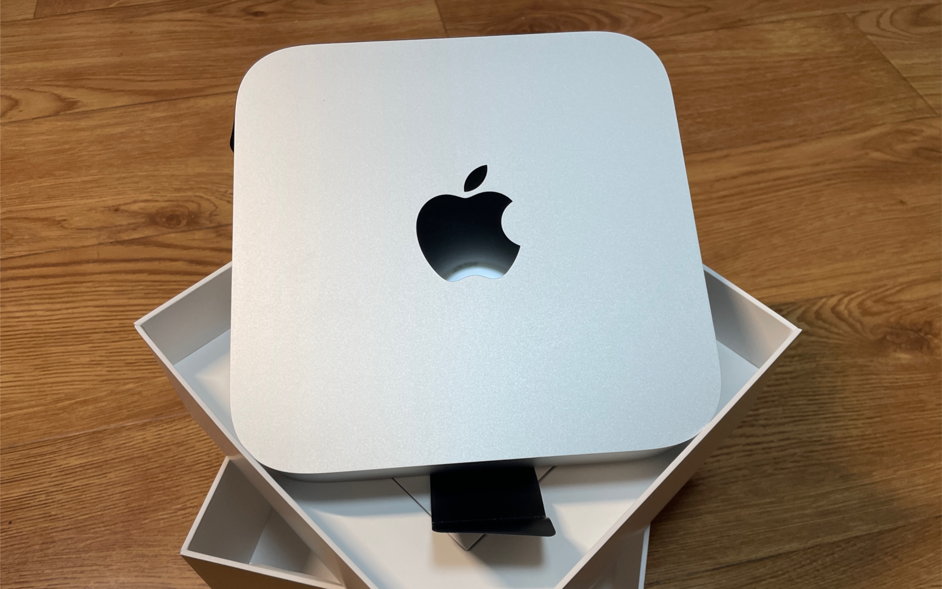 苹果 apple 最新 mac mini m2 丐版 开箱