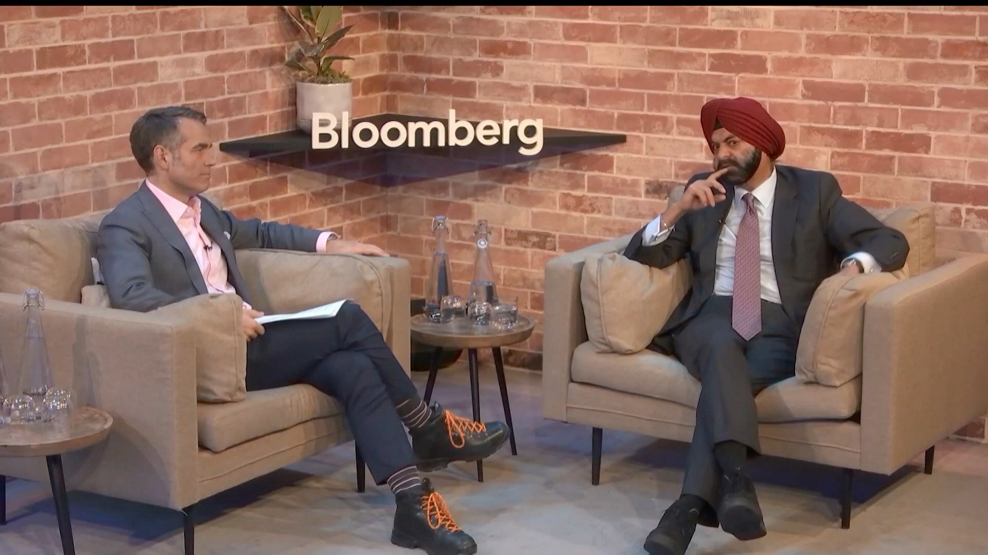 [图]World Bank's Ajay Banga on the State of Global Economy at Davos 2024