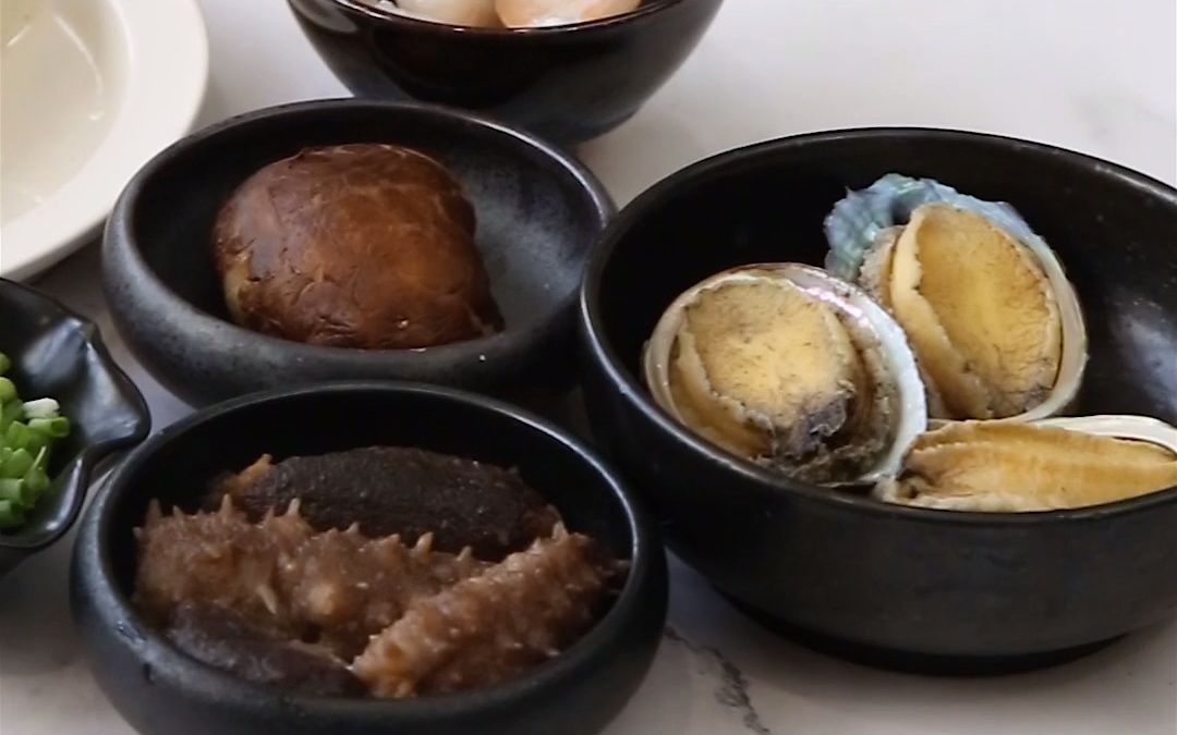 活动  可能是高配般的海参鲍鱼豆腐羹