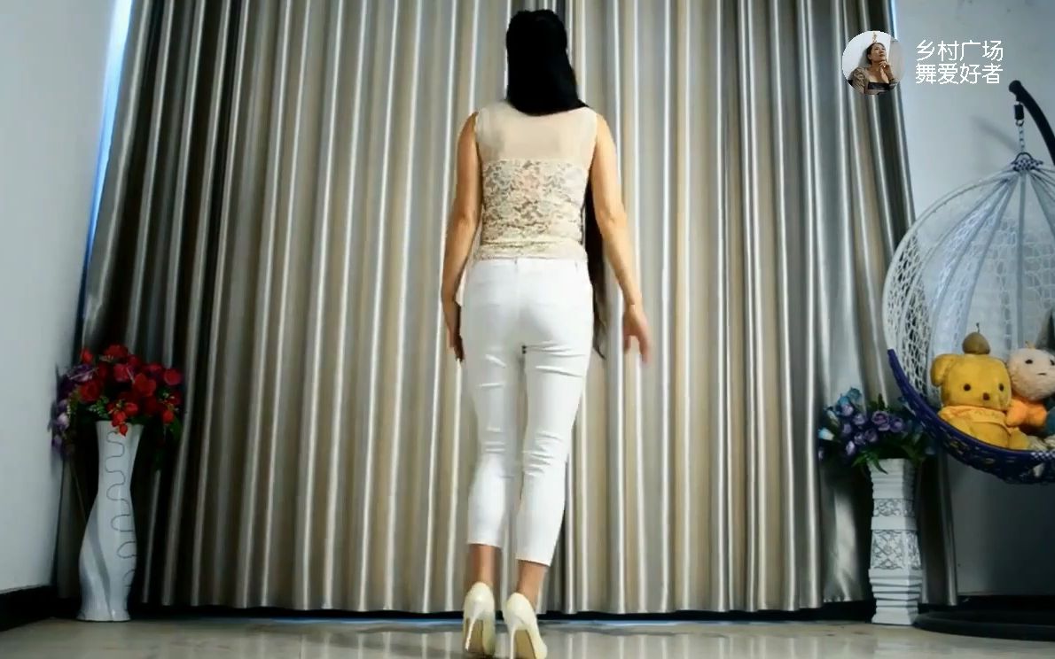 烛英广场舞 夏天的浪花