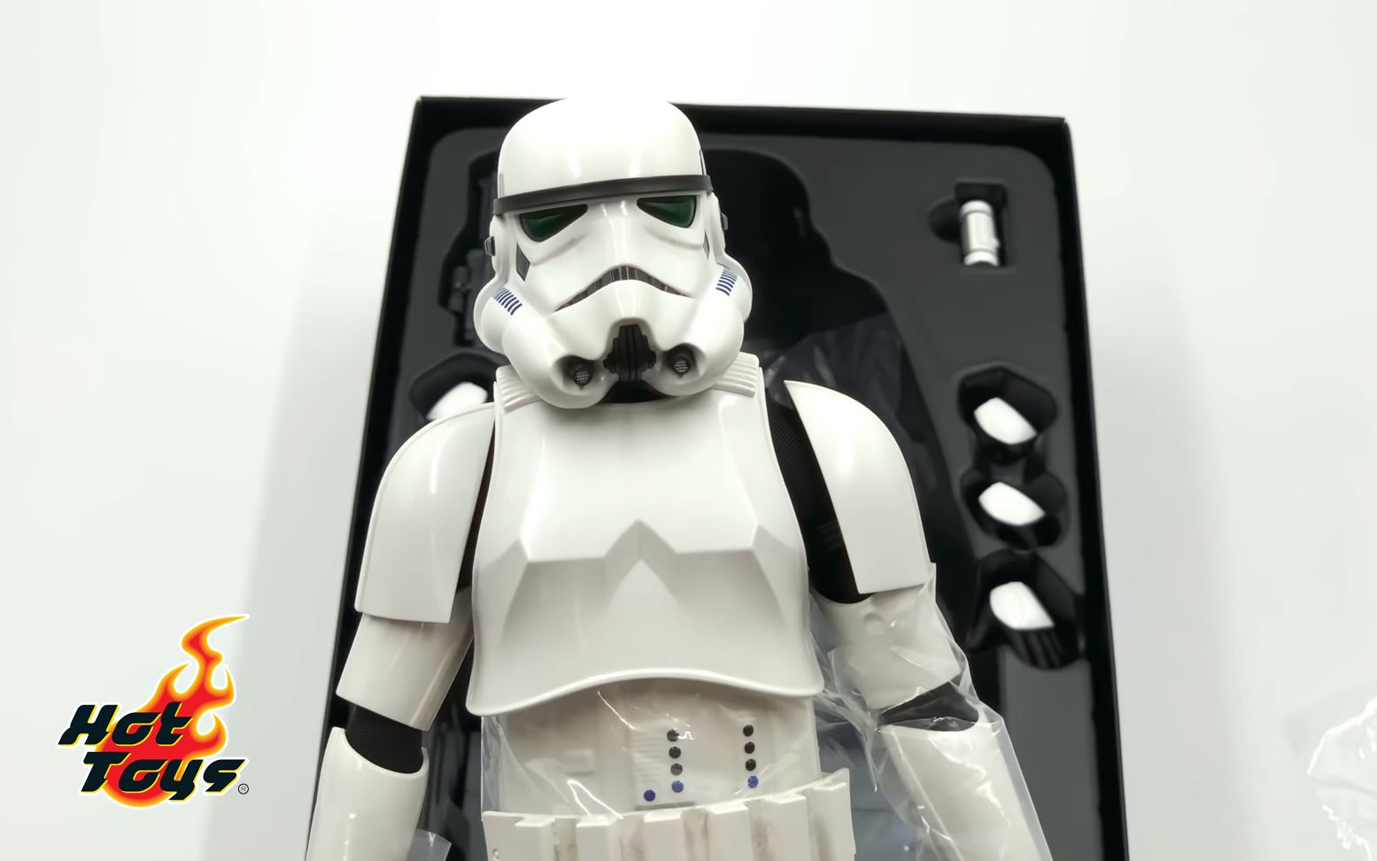 转载hottoys16mms515星球大战帝国暴风兵白兵旧化版unboxing