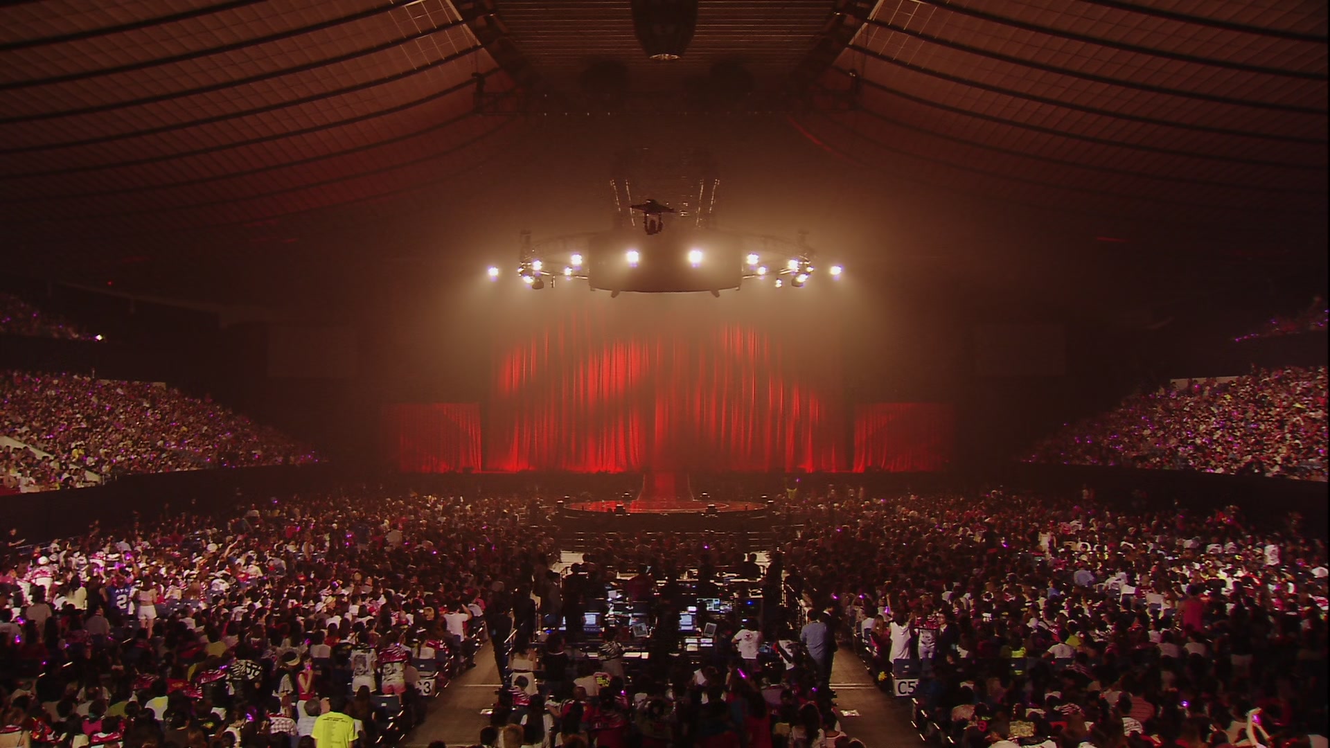 [图]滨崎步 Hamasaki Ayumi 2013 15Th Anniversary Tour ～A Best Live～