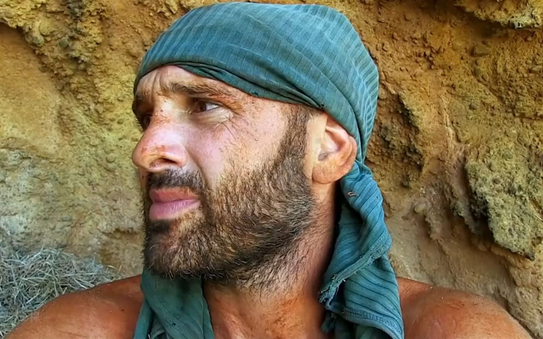 捡头99斤美洲驼,蜥蜴刺生,炭烤野鲫鱼 #荒野求生 #野外生存 #户外