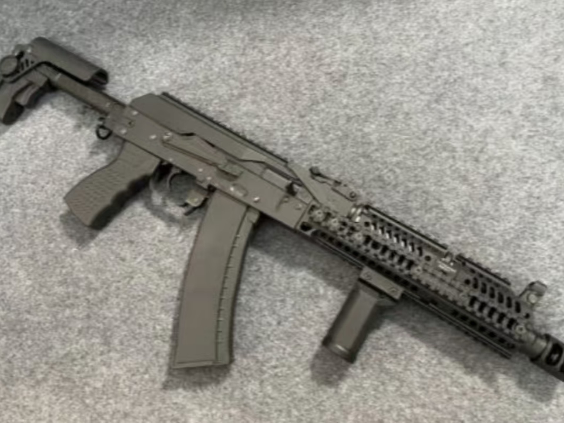 泽宁特 ak