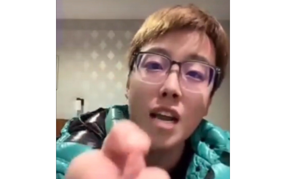 小手一指,rap开始