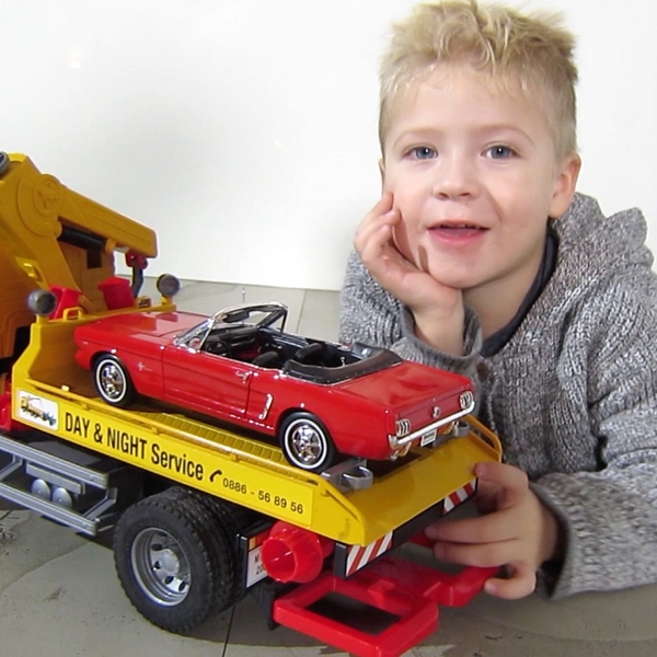 BRUDER Toys, bruder 03750 - Man TGS Tow Truck, Explanation by