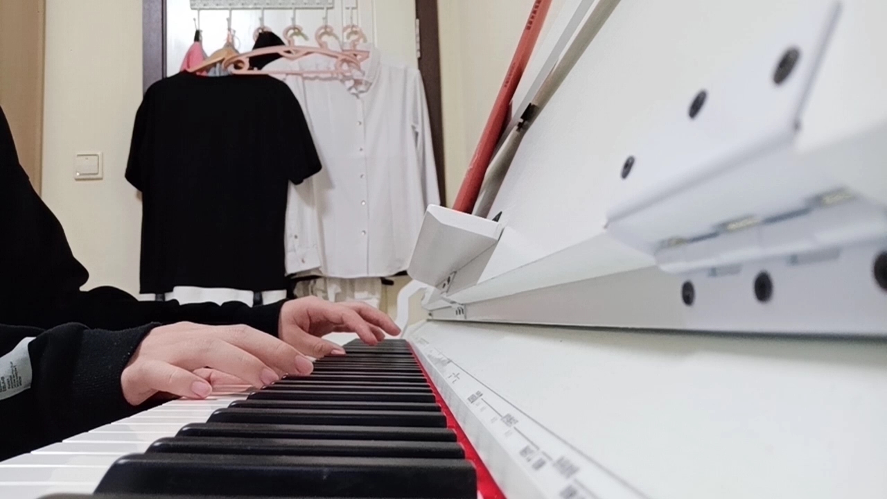 钢琴弹唱《入海》,翻唱,cover:毛不易,很暖心的歌曲,还没毕业的我也深