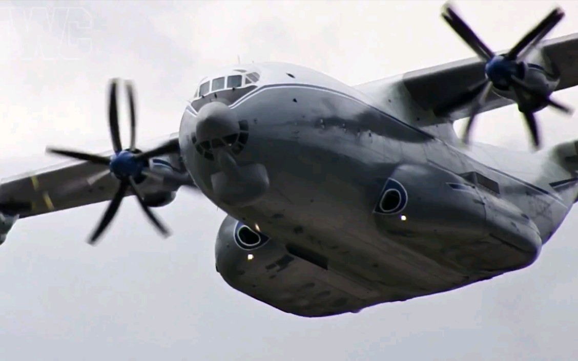 【航空】最大的涡轮螺旋桨运输机—安东诺夫an-22大型运输机_哔哩