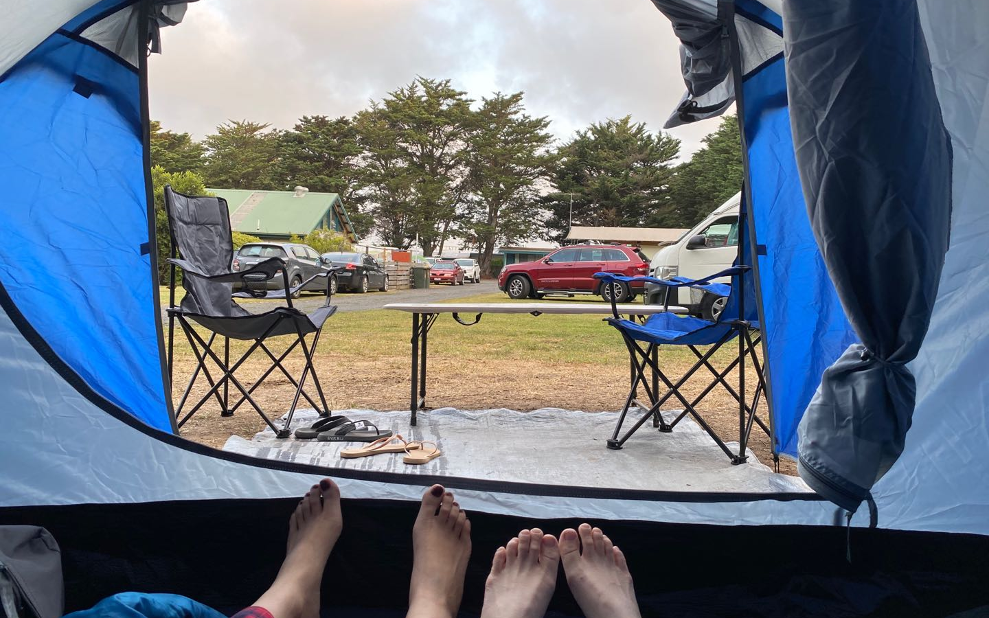 [图]ROCO 闺蜜旅行4 帐篷应该怎么搭？ First time camping!