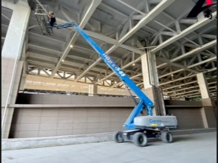 升降车,高空车租赁,蜘蛛车,登高车租赁,适合多种工作场景:建筑工地