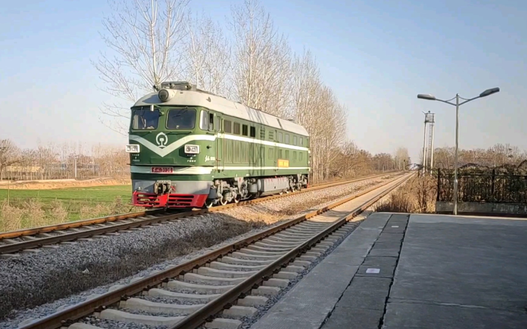 [平禹铁路]东风4-3036单机通过西贾返回禹州站