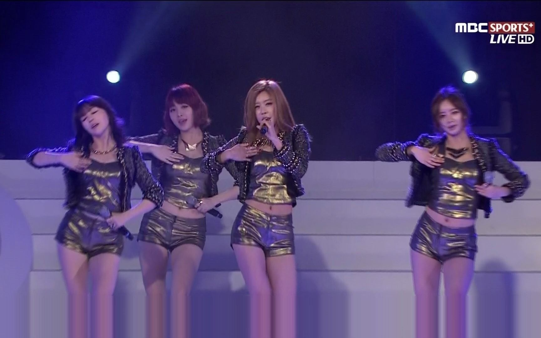 [图]Girls Day - Dont Forget Me (121210 MBC 2012 Cass Point Awards)