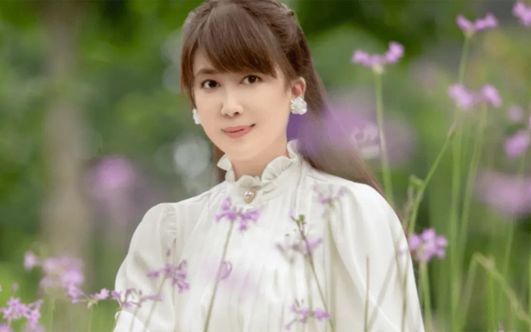 如梦如烟的往事,散发着芬芳…孟庭苇这首《往事》勾起了多少回忆