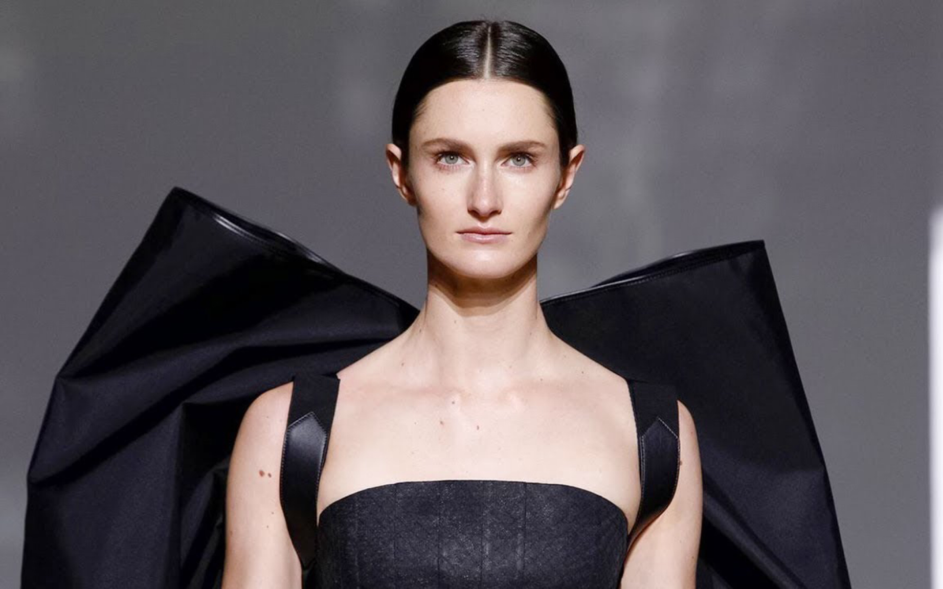 givenchy纪梵希2019春夏高定时装秀hautecouturespringsummer2019full