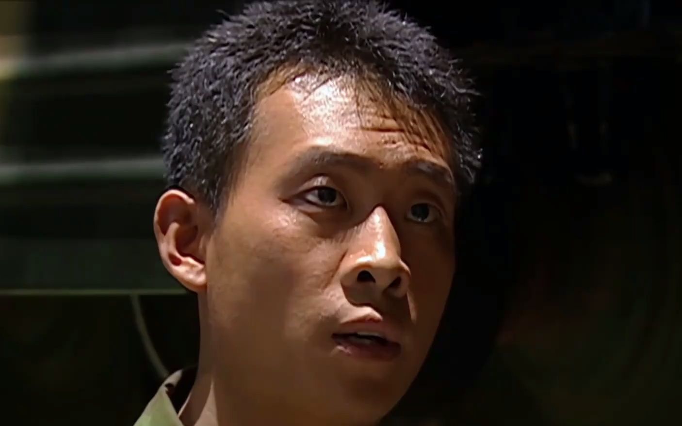 【士兵突击】三多夹在中间,看史今伍六一吵架,怂的不行!