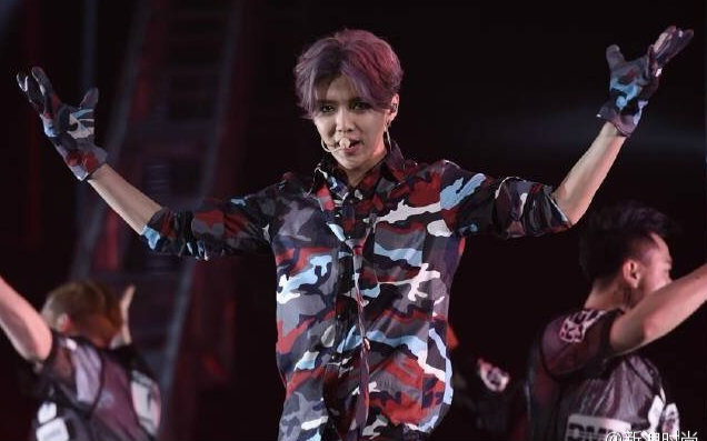 鹿晗160326reloaded演唱会 lost stars