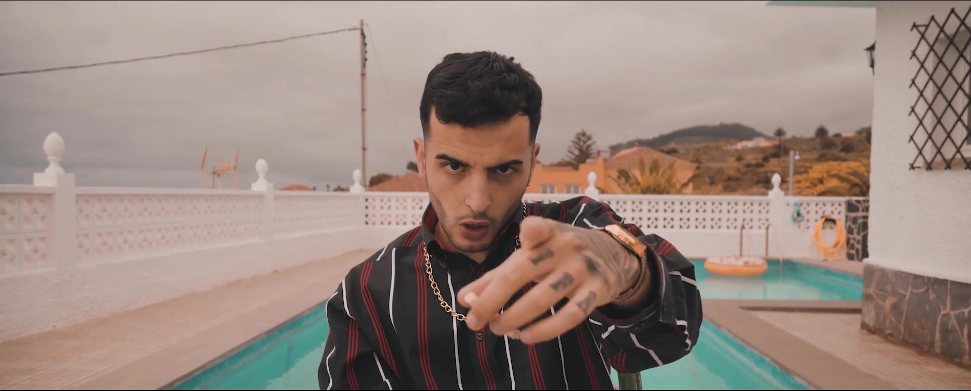 西班牙trap歌手difatokioyr01ovideoclip