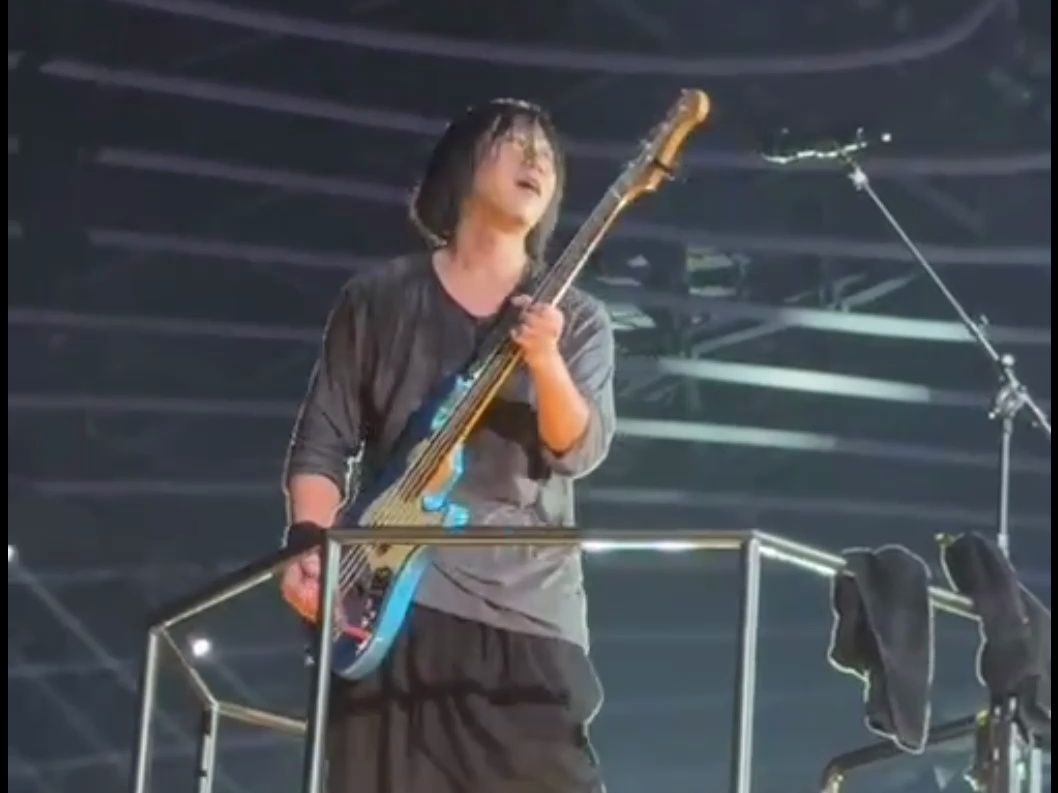 派对动物&离开地球表面 | mayday 20240329 生日场 相信音乐直播回放1