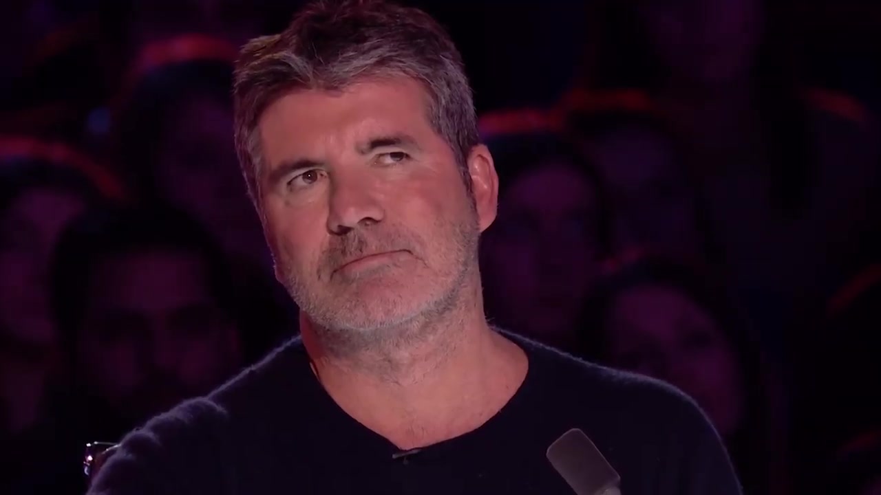 英国达人秀2019年火爆试镜震惊评委魔术师达人秀