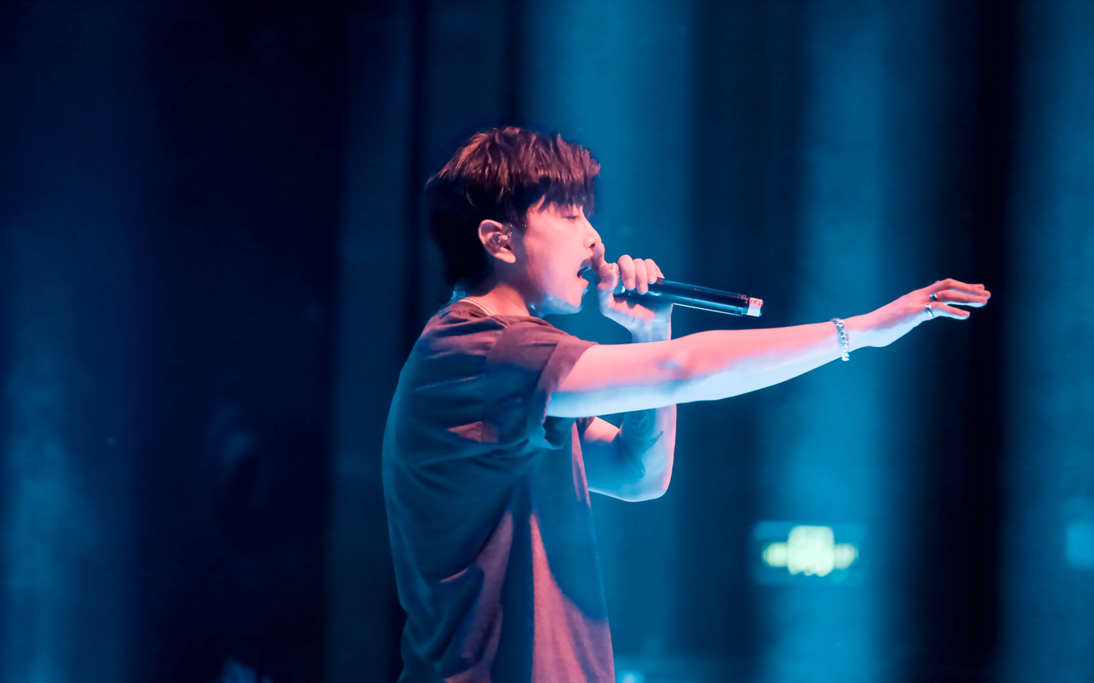 【m_dsk封箱派对】满舒克【lonely god】_哔哩哔哩_bilibili