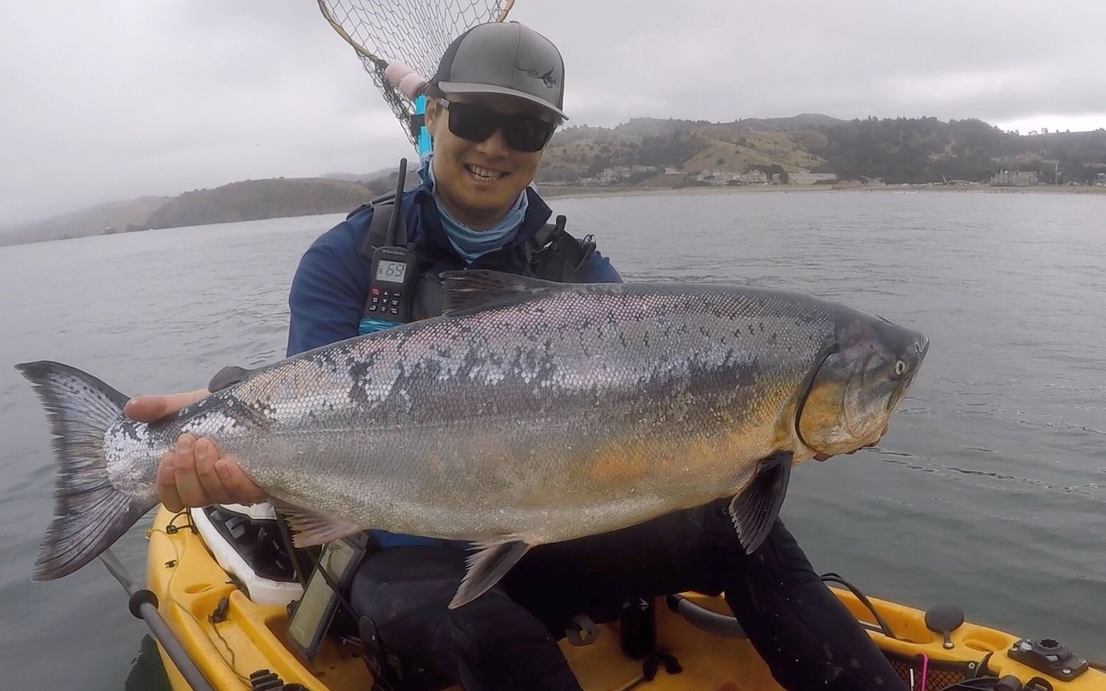 美国加州野生帝王三文鱼皮艇海钓集锦_哔哩哔哩 (゜-゜)つロ 干杯