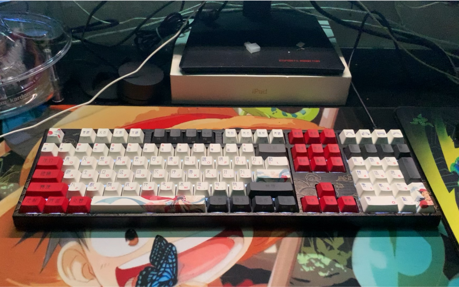 阿米洛花旦樱花粉静电容108键!