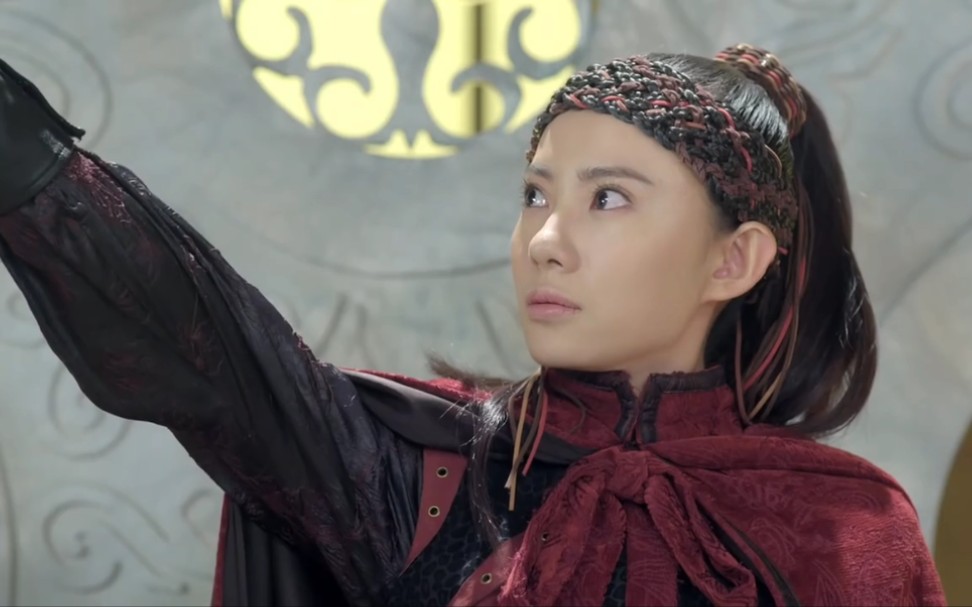 来看看独眼龙是如何撩高冷的妹子