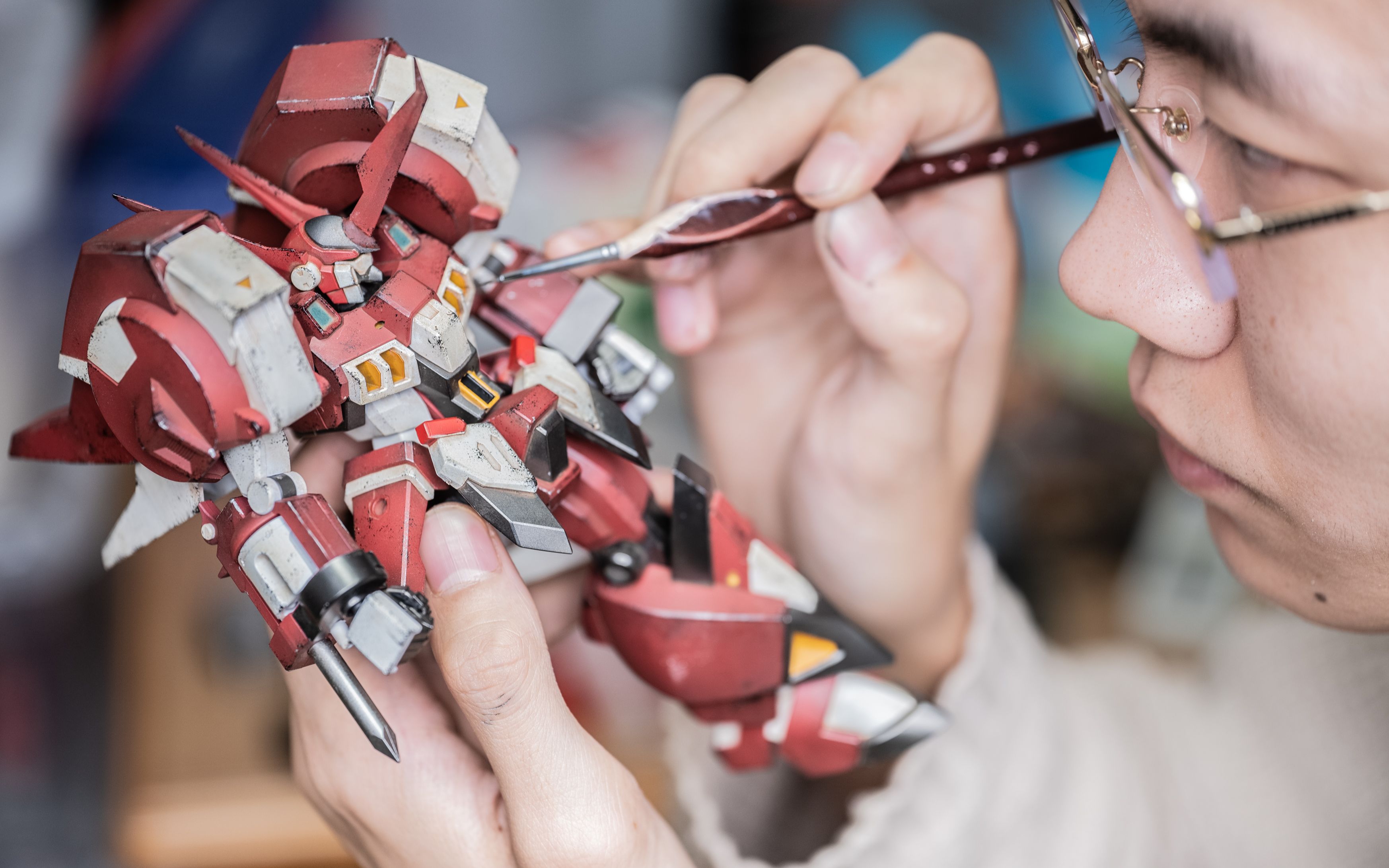 喷涂日记机战og万代hg古铁模型喷涂旧化制作