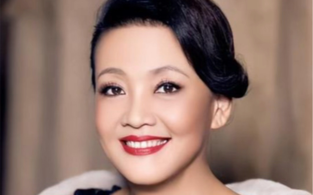 张兰回应生二胎:高龄产妇风险高