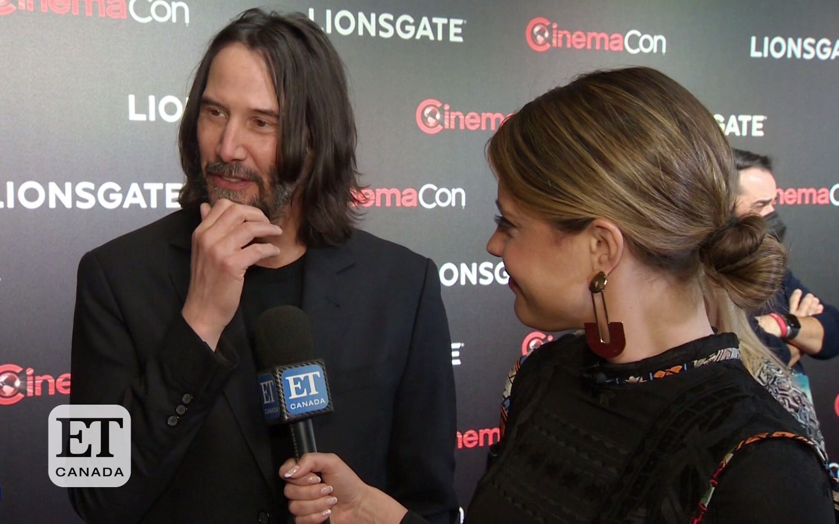 [图]【Keanu Reeves】美国电影产业大会2022（CinemaCon2022），疾速4在拉斯维加斯宣传片段(08)