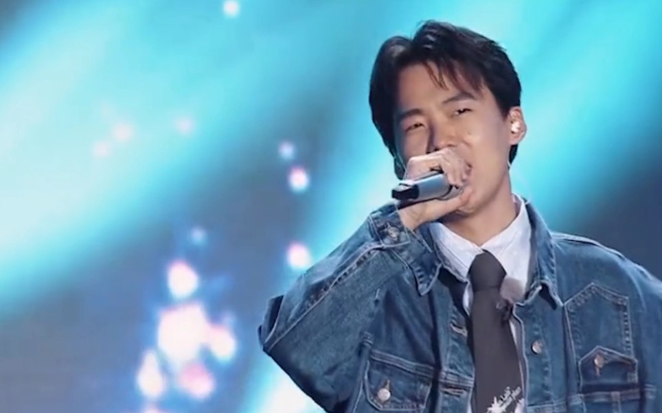 郭麒麟面对祖儿唱歌,有恋爱的感觉