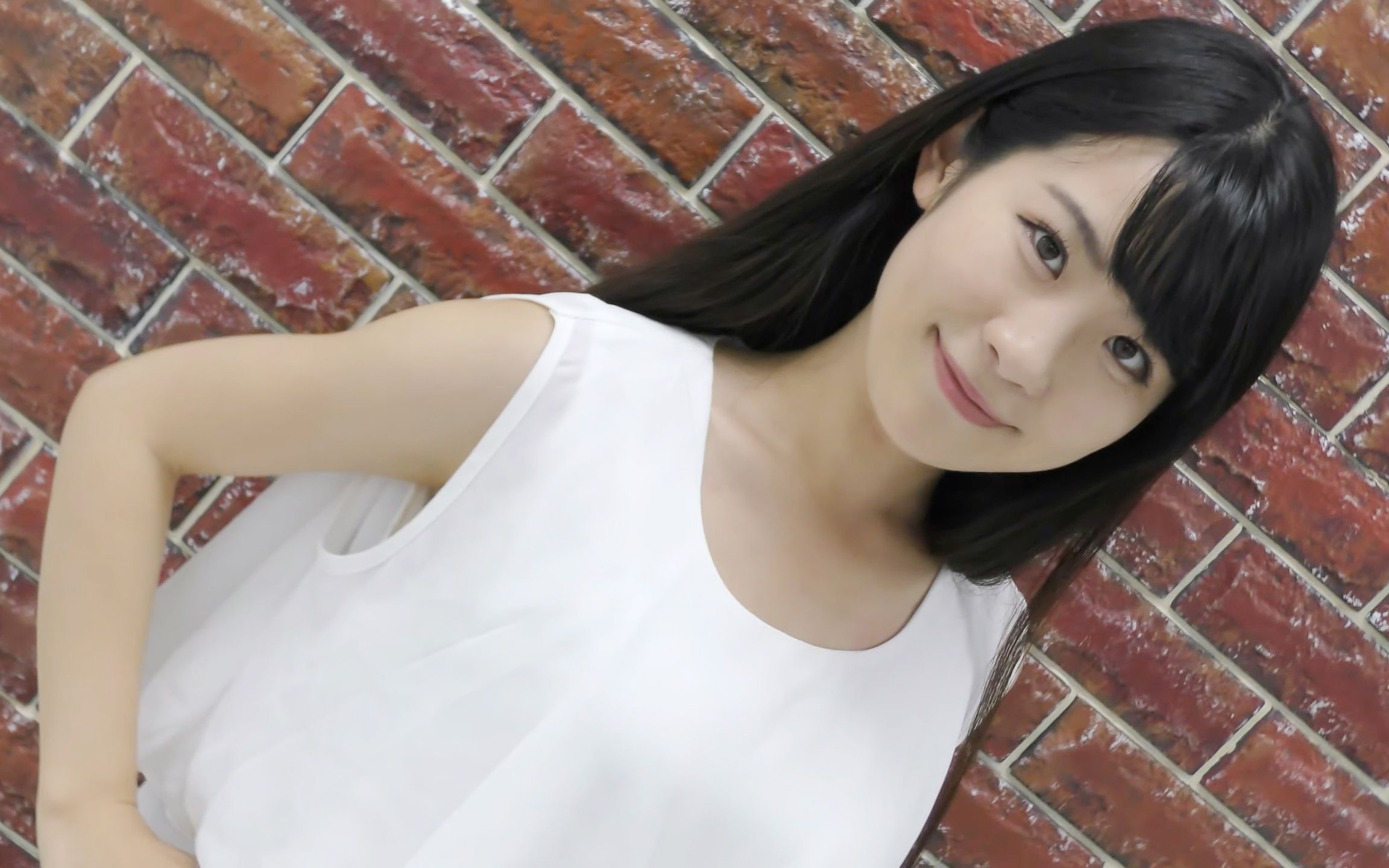 清纯治愈系美女写真 shiori 01_哔哩哔哩_bilibili