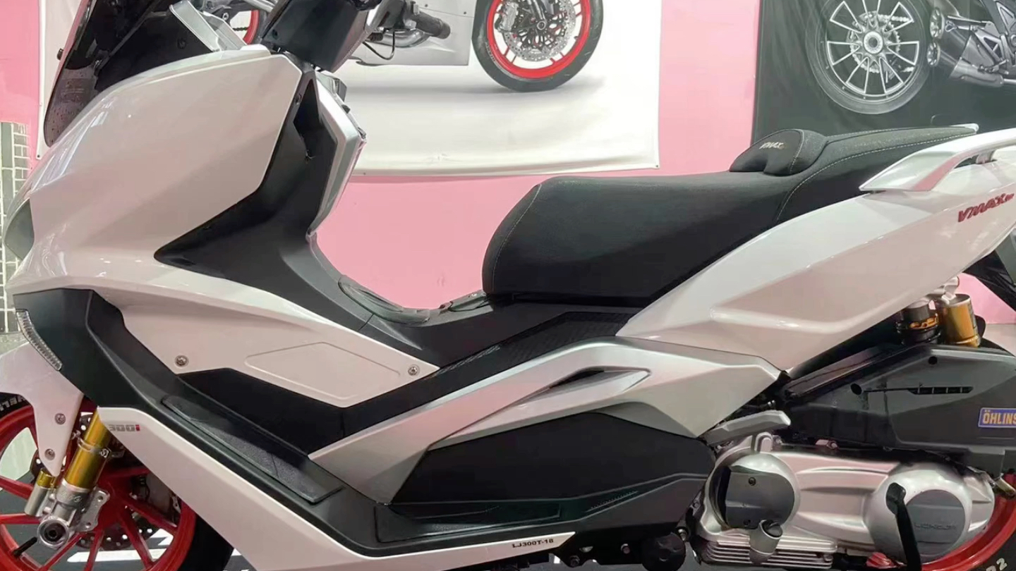 21年蓝c协议可带牌挂靠龙嘉vmax车价 协议挂靠费 懂得都懂 带改件出没